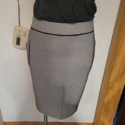 Women's Checkered Skirt