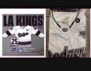 Dodgers 2025 LA Kings Night Jersey SGA Monday 9/8/25 SIZE XL