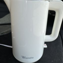 Electric kettle In Good Conditions 