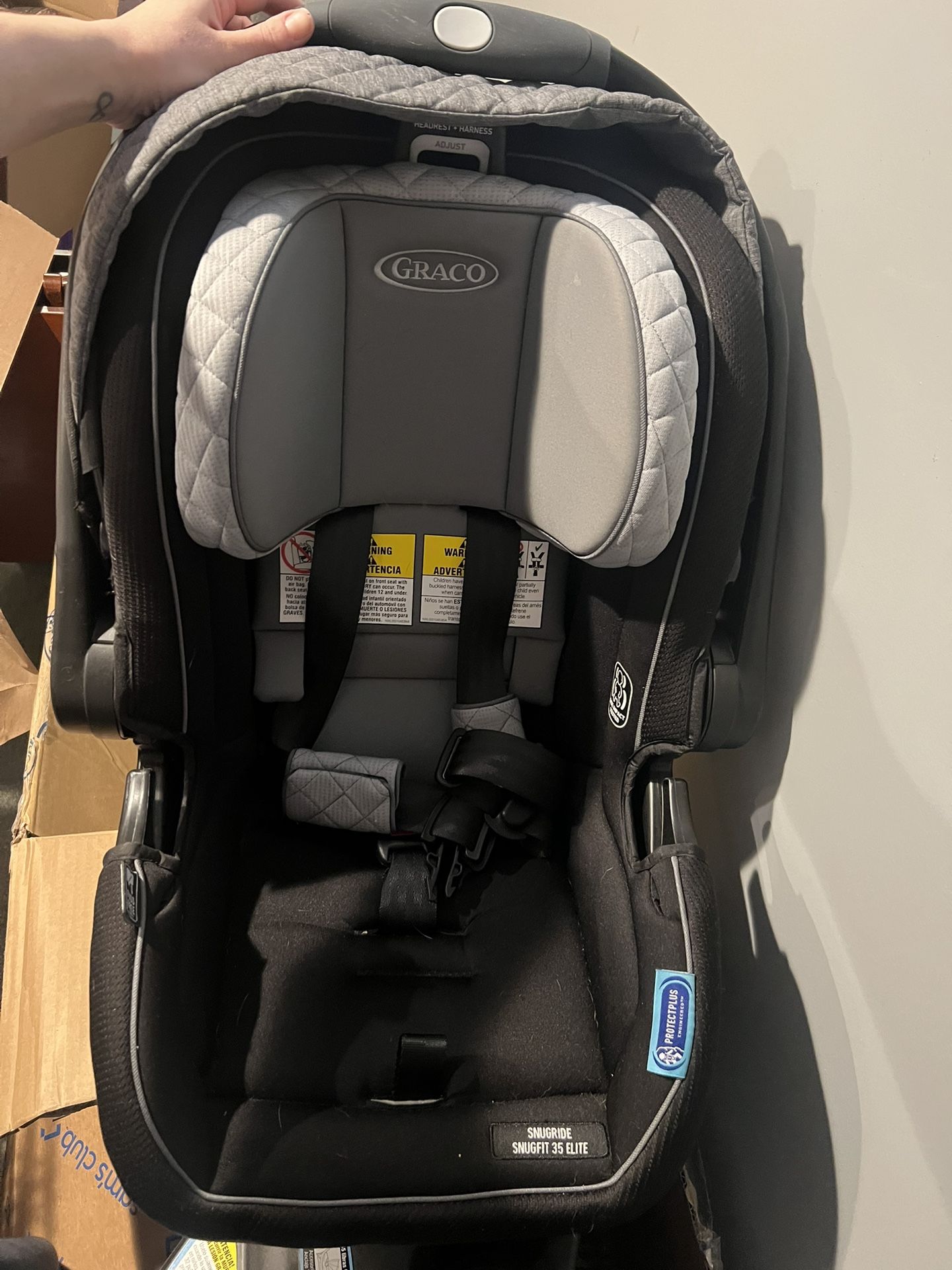 Two Graco Infant Car seats ($75each)
