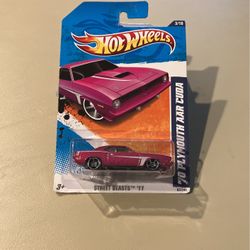 Collectible: Hot Wheels 2011 Series Plymouth 