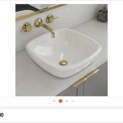 Glacier Bay
Square Vitreous China Vessel Sink in White