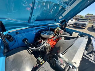 Fuel Injected 383 small block Chevy w/transmission