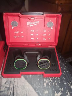 Milwaukee job site  ear buds