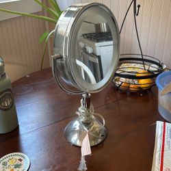 Vanity Mirror With Light