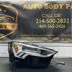 AUDI Q3 RH HEADLIGHT 2019-2022 LED OEM