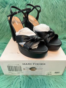NIB Marc Fisher Black Knotted Leather Platform Sandals Women’s 10.