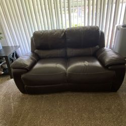 DOUBLE RECLINER LOVESEAT