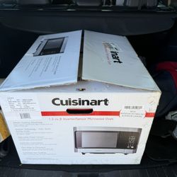 Cuisinart microwave (Model EM136ALQ-PVH)