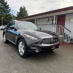 2015 INFINITI QX70