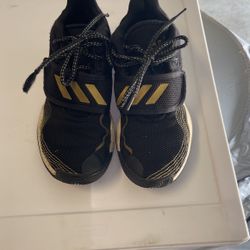 Adidas 3 Youth Sneakers Black and Gold 