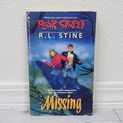 VTG Fear Street Missing R.L Stine Paperback Book
