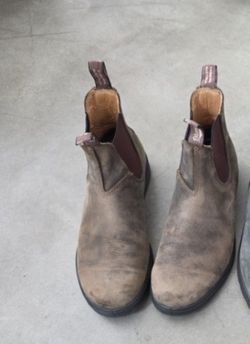 Blundstone Boots In Rustic Brown Size 9.5