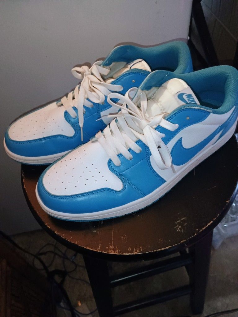 Jordan Air 1 Low SE
(Men's 9.5)