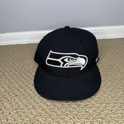 Nike True Seattle Seahawks NFL SnapBack Hat BRAND NEW