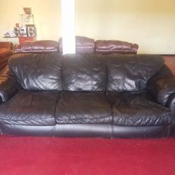 Mathis brothers 2024 leather sofas