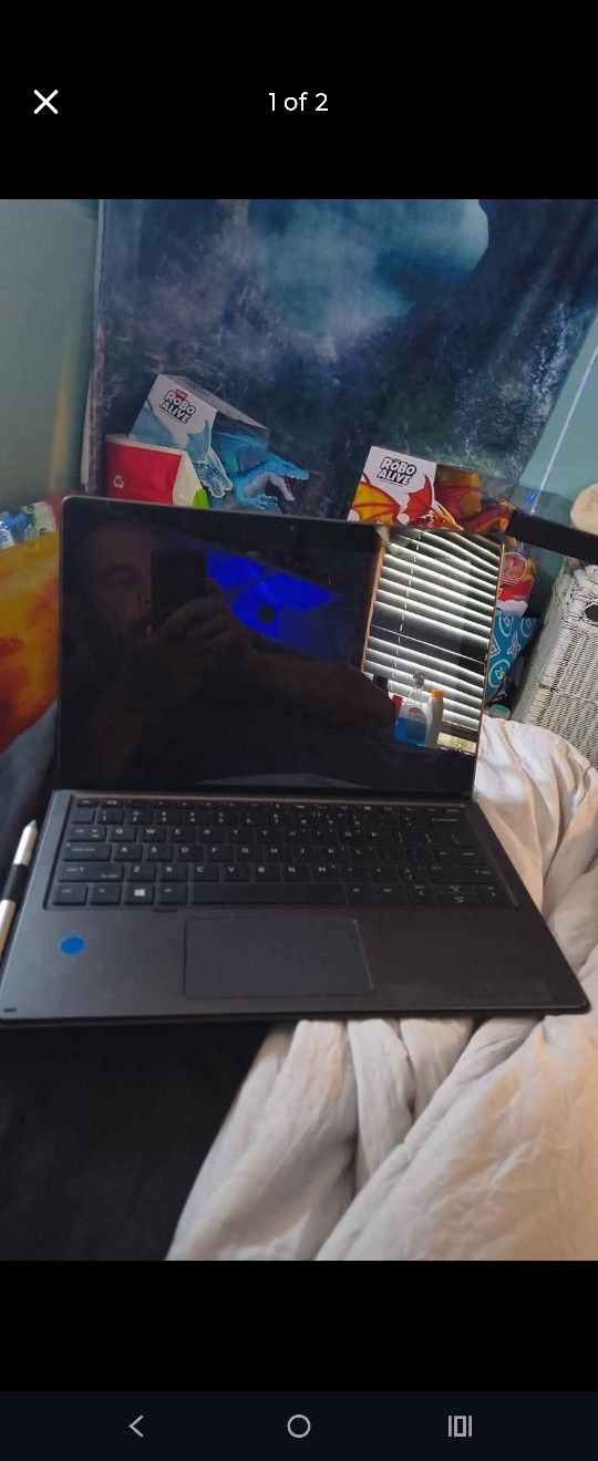 HP 2 In 1 Laptop For Sale Used But Works Like New  And Reset For New User To Use On Their Account 