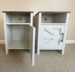 Yeshomy Farmhouse Nightstand set of 2 with barn door