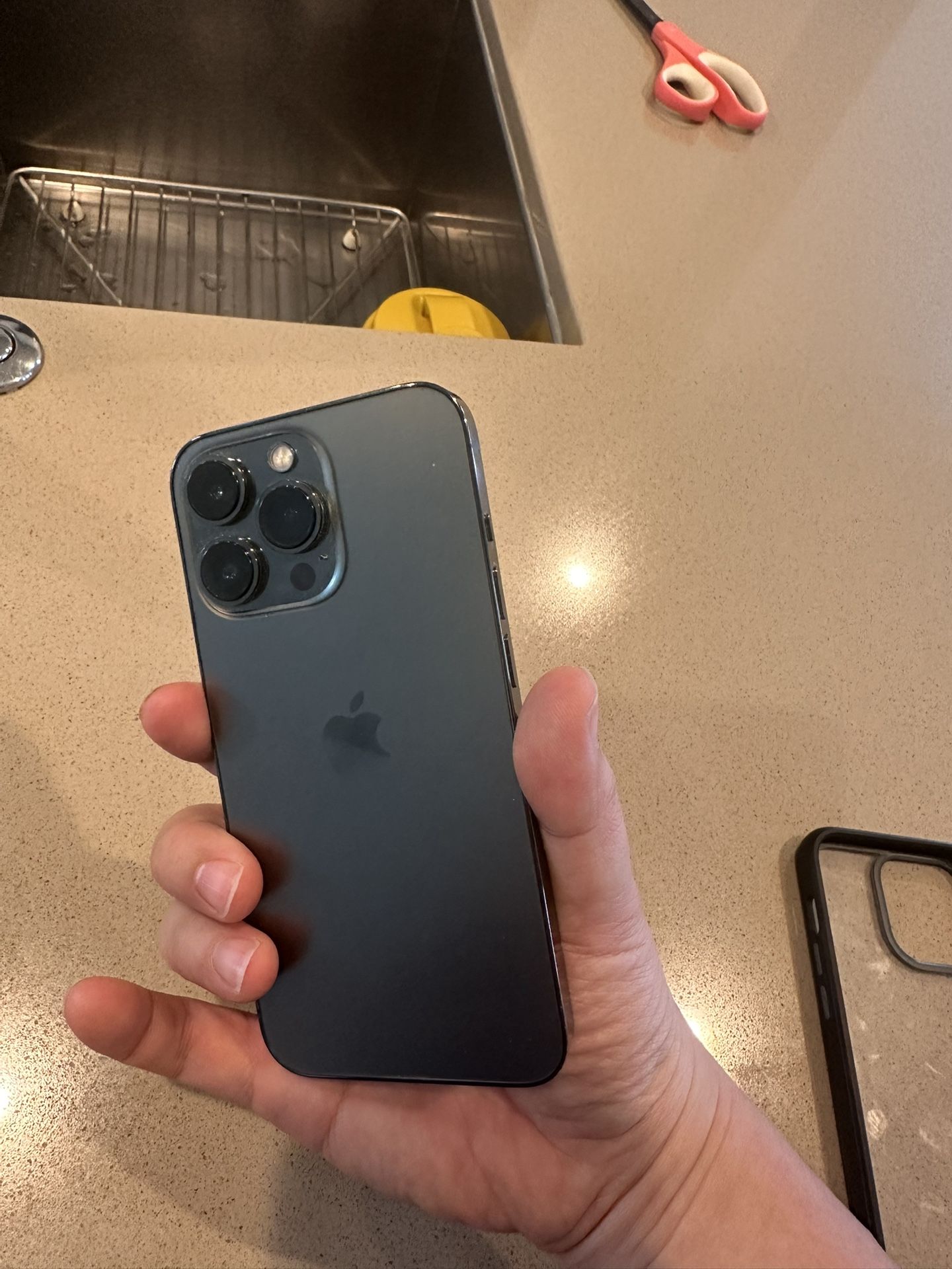 iPhone 13 Pro 256gb Unlocked 92% Battery