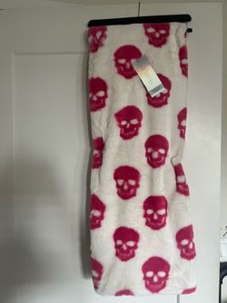 Pink Halloween blanket