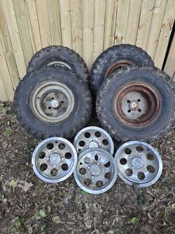4 ATV Tires On Rims With Hub Caos 22x11-10