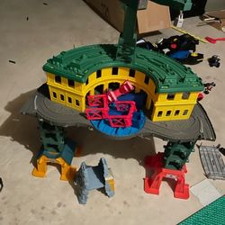 Thomas Train Station, Pick Up South Lyon 