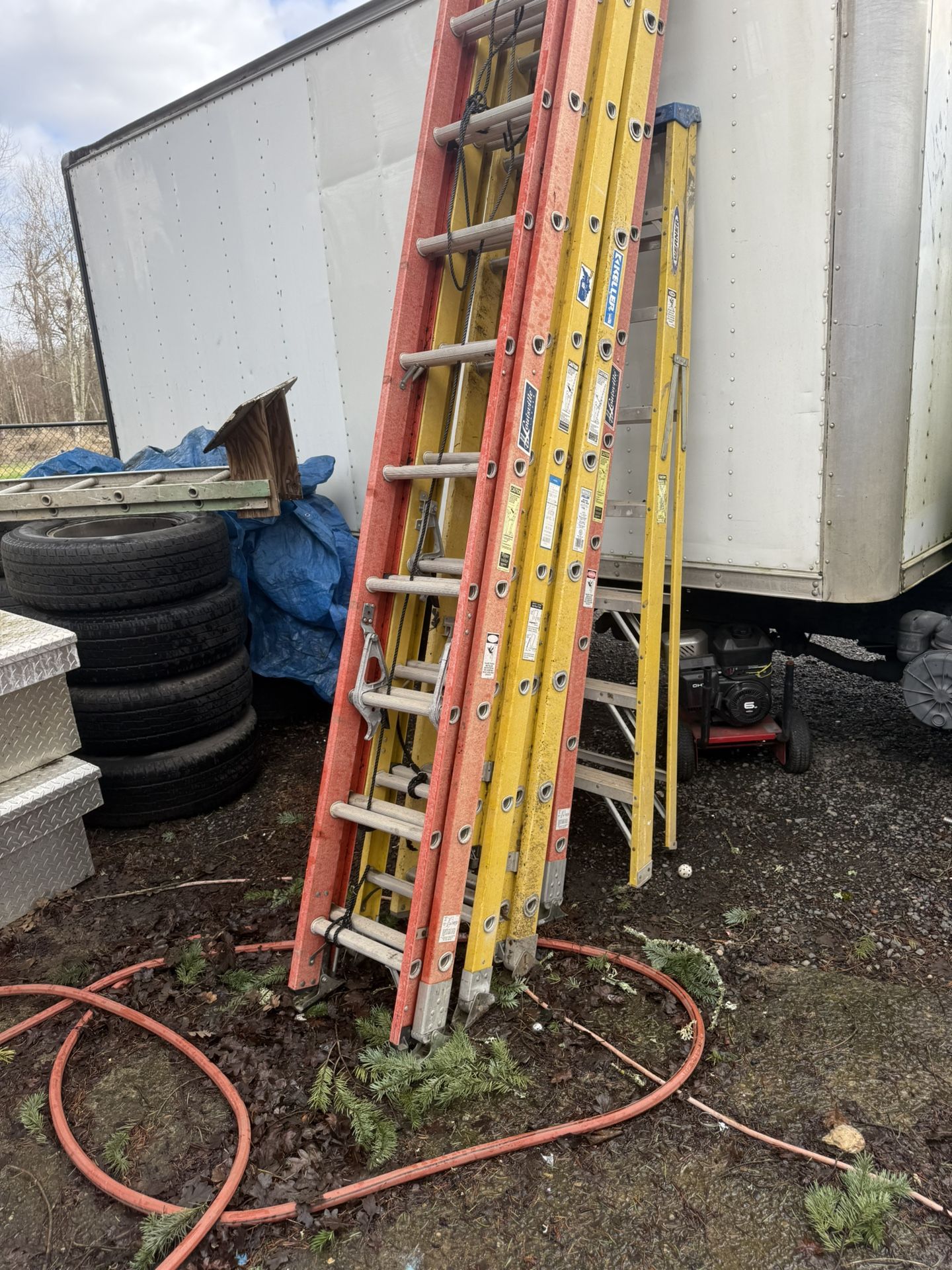 Ladder 24 Feet
