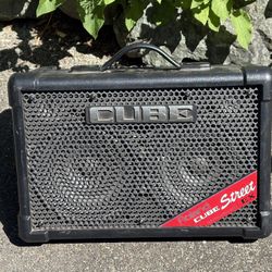 Roland Cube Busking Amp