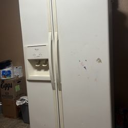 refrigerator 