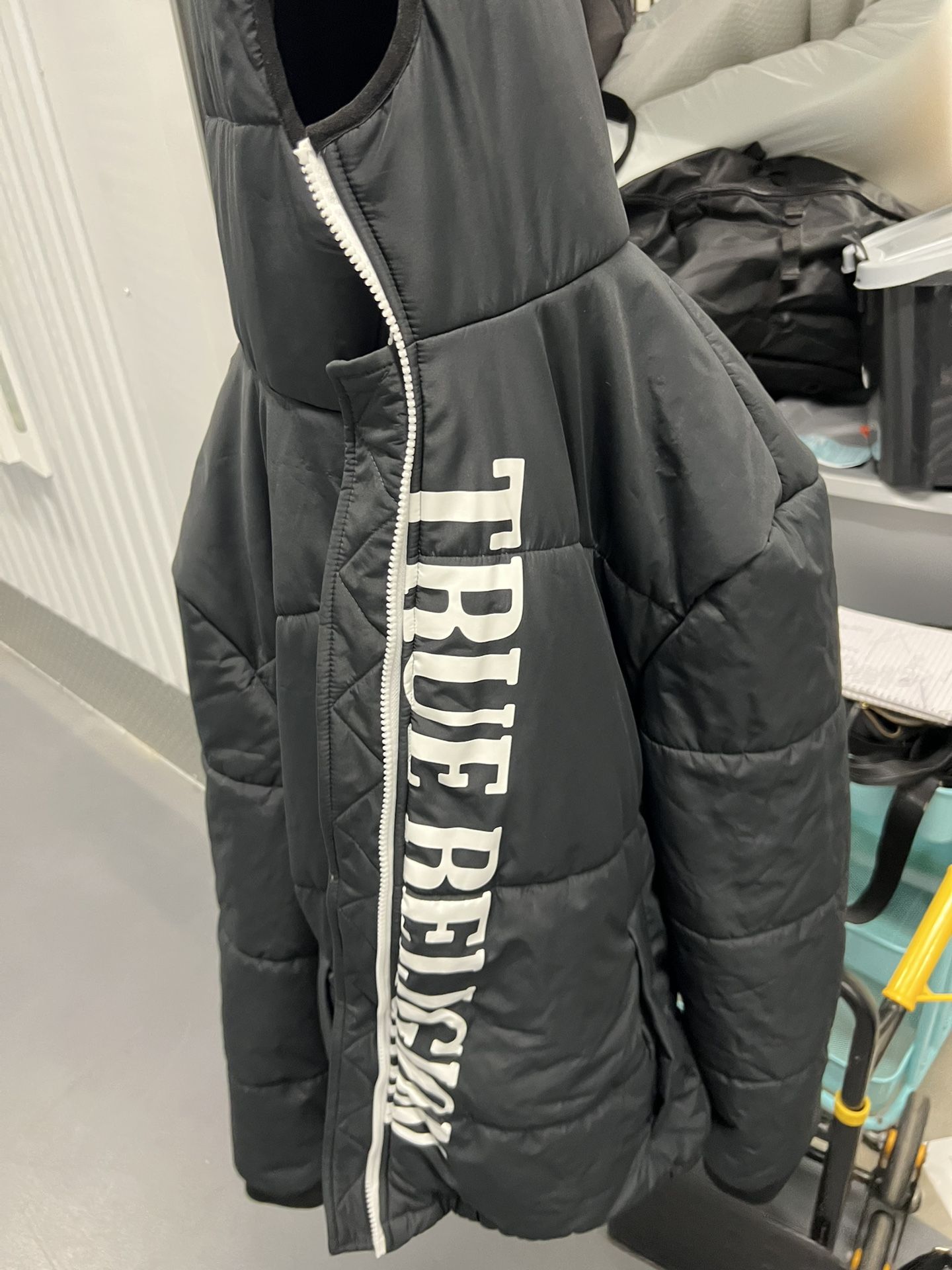 True Religion Puffer Jacket XL