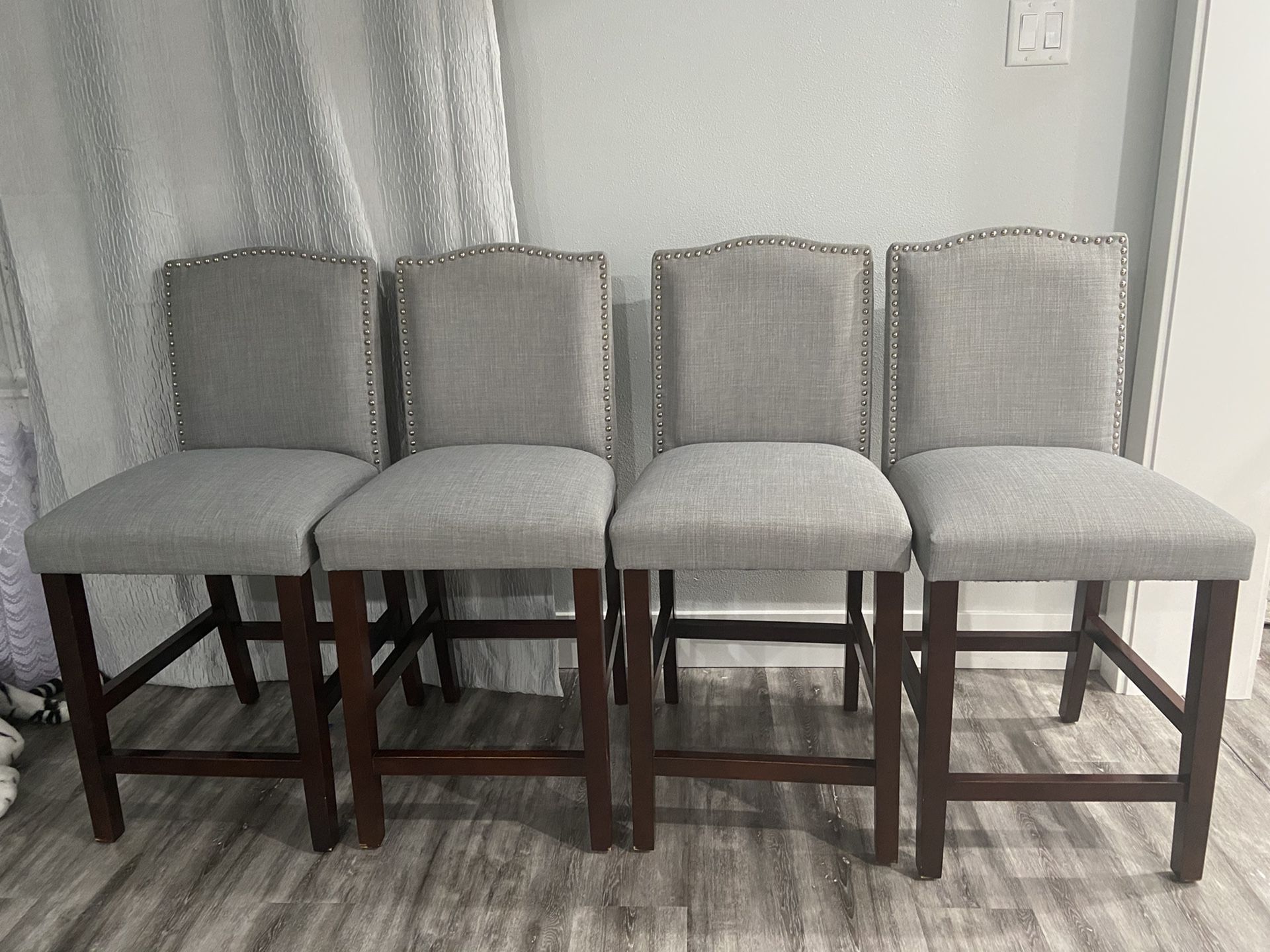 Counter Height chairs , bar stools, set of chairs , dining chairs , kitchen bar chairs
