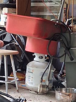 Parts cleaner