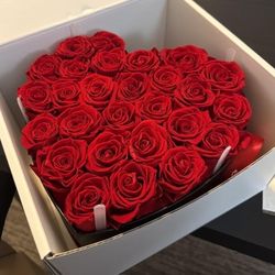 27 Forever Preserved Flowers in a Box