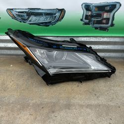 2016-2019 Lexus Rx350 Headlight Oem 
