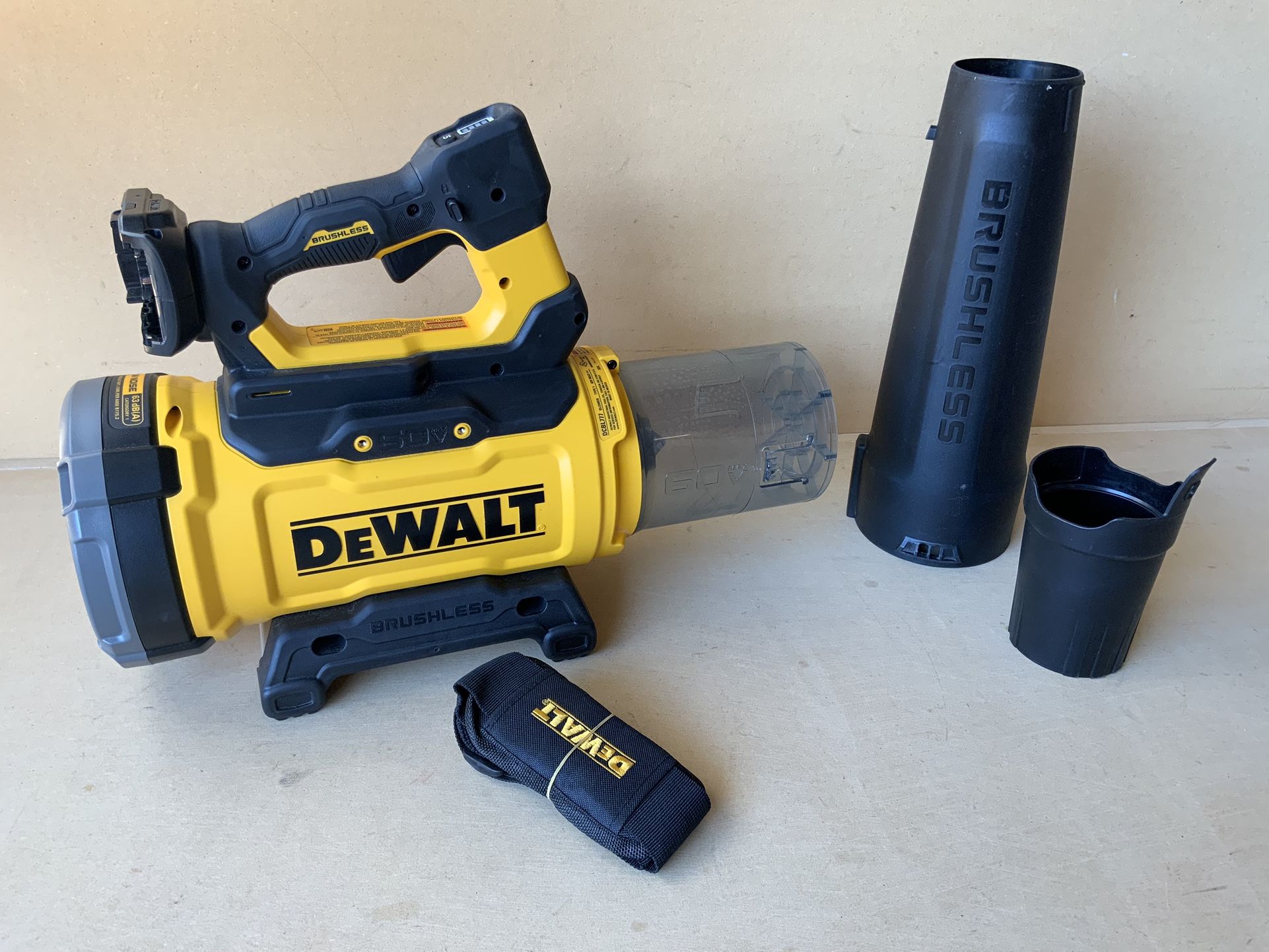 DEWALT DCBL777 FLEXVOLT 60V MAX 160 MPH 760 CFM Brushless Cordless Battery Powered Blower (Tool-Only)