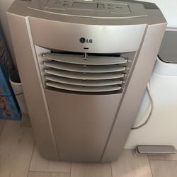 LG 10 K BTU Portable AC Unit