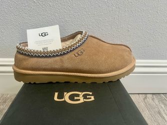 Ugg Men’s Size 9 And 11  Chestnut New Tasman 