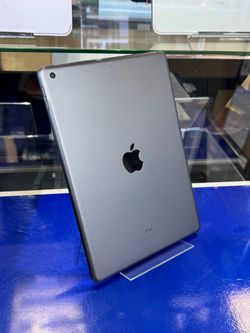 iPad 9th Gen 64GB WiFi Pre-owned