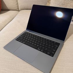 Apple M1 Pro MacBook Pro 14-inch 2021 16GB RAM, 512GB SSD, Space Gray