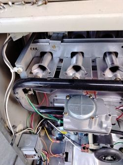 CARRIER GAS FURNACE