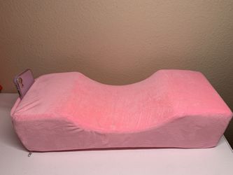 Lashing pillow 