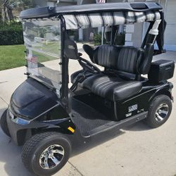 EZ-GO RXV Elite, Lithium Batteries, Upgraded - Like New - 2024 โ Ocala, FL