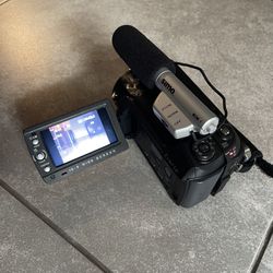 JVC Everio G Series “vhs” Video Camera 