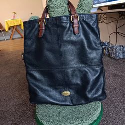 Black Leather Fossil Handbag