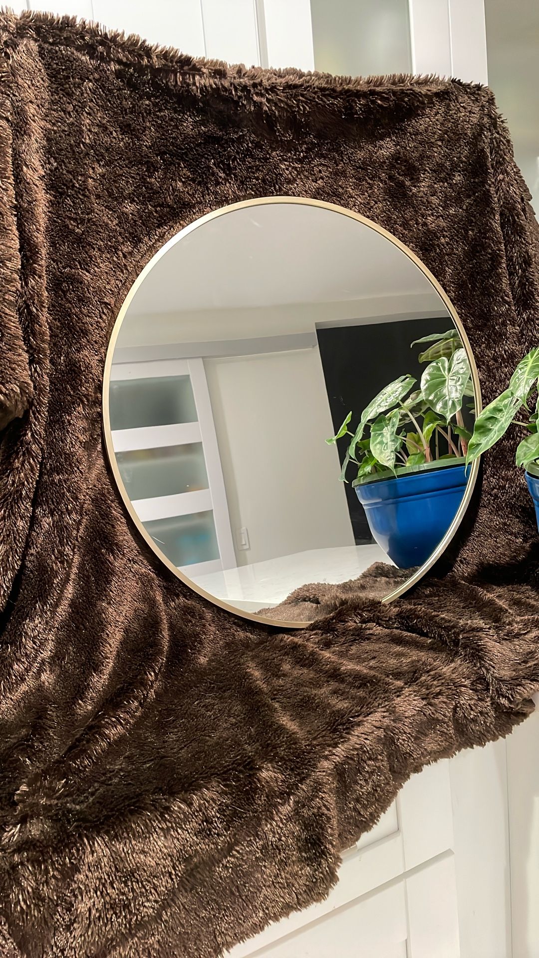 Contemporary Gold Metal Frame Mirror