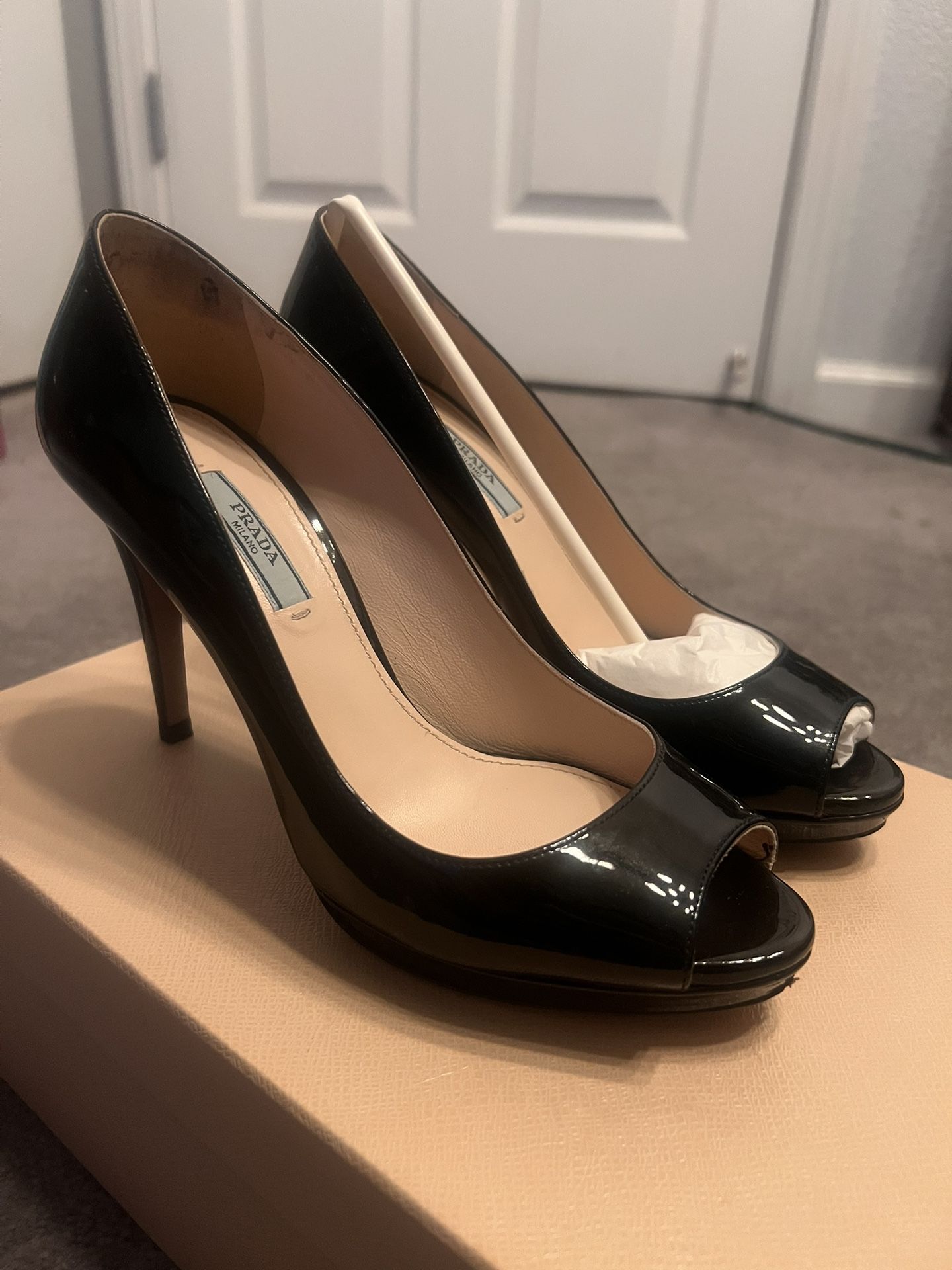 Prada Peep Toe Pumps 37