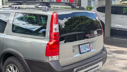 Ceramic tint
