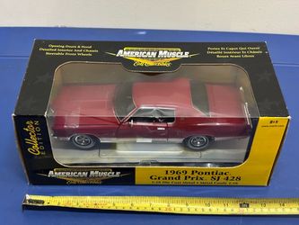 :18 ERTL AMERICAN MUSCLE 1969 Pontiac Grand Prix SJ 428 Red Die Cast Collector edition