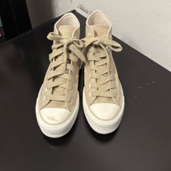 High Top Sneaker 👟