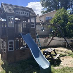 Cedar Summit Play Structure 